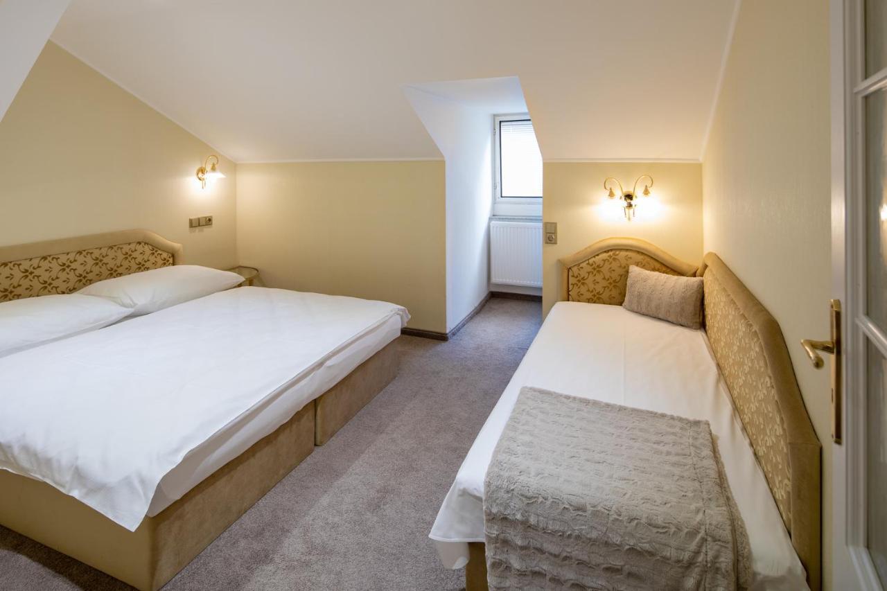 Villa Basileia Riverside Karlovy Vary Eksteriør bilde