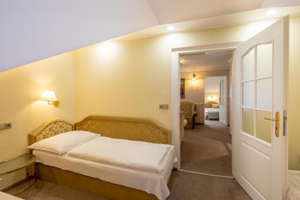 Villa Basileia Riverside Karlovy Vary Eksteriør bilde